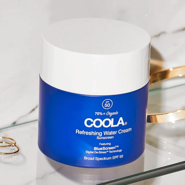 Coola Crème D'Eau Rafraîchissante SPF50 – Image 4